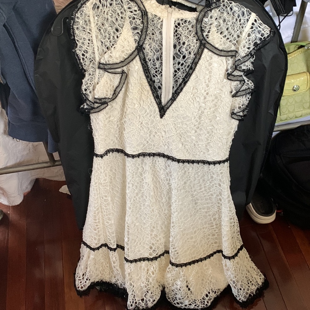 Medium Black and White Lace Dress Alexis